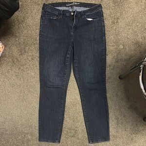 Women's Dark Blue Jeans